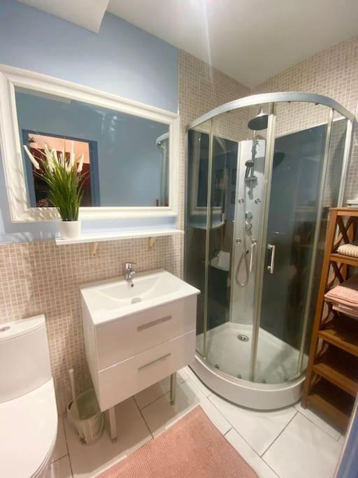 Appartement Neuf Cosy Centre Ville Quartier Haut Sète Exteriér fotografie